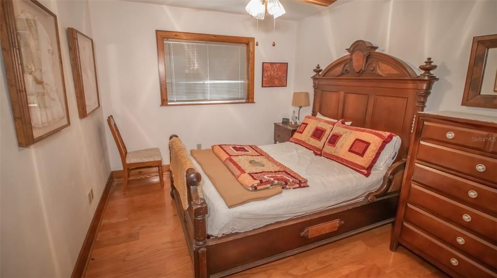 En Venta: $649,945 (3 camas, 2 baños, 1750 Pies cuadrados)