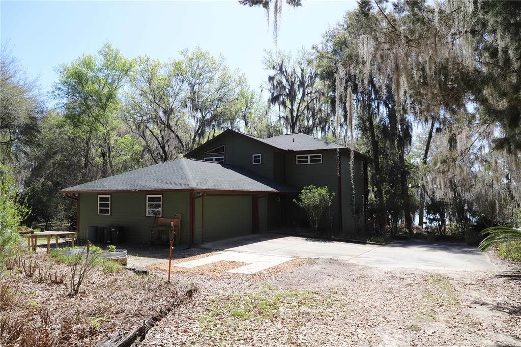 En Venta: $649,945 (3 camas, 2 baños, 1750 Pies cuadrados)