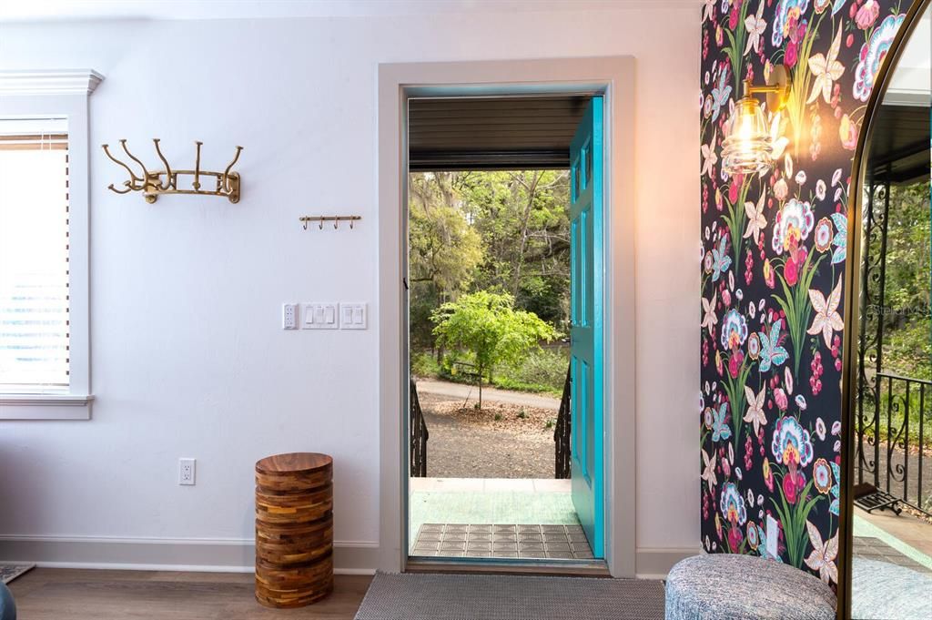 En Renta: $5,600 (4 camas, 2 baños, 1476 Pies cuadrados)