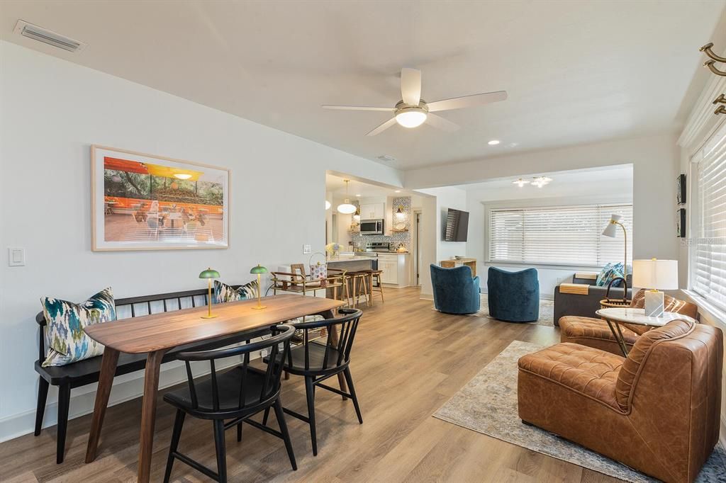 En Renta: $5,600 (4 camas, 2 baños, 1476 Pies cuadrados)