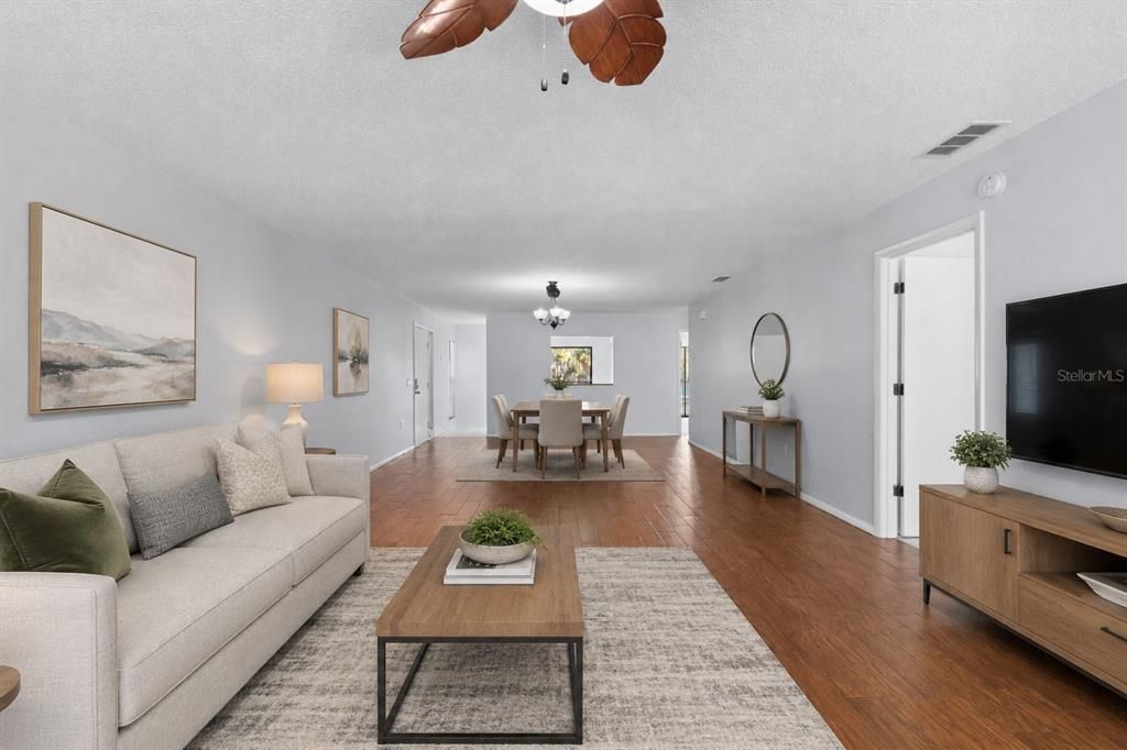 Active With Contract: $215,000 (2 beds, 2 baths, 1400 Square Feet)