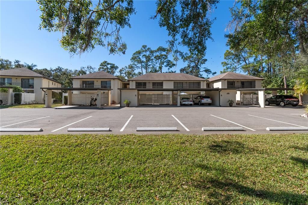 Active With Contract: $215,000 (2 beds, 2 baths, 1400 Square Feet)