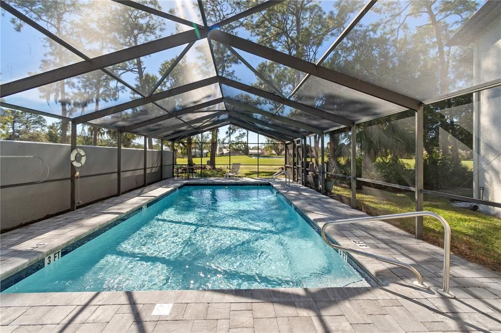 Active With Contract: $215,000 (2 beds, 2 baths, 1400 Square Feet)