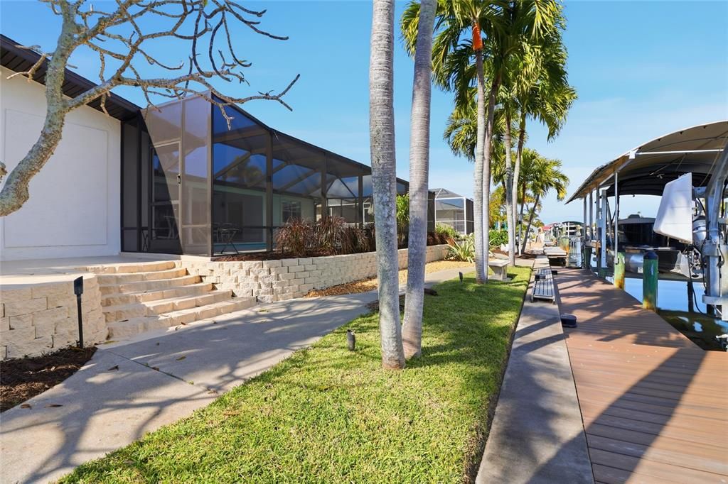 Activo con contrato: $1,599,000 (3 camas, 2 baños, 2193 Pies cuadrados)