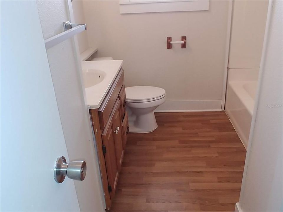 En Venta: $398,000 (6 camas, 0 baños, 2352 Pies cuadrados)