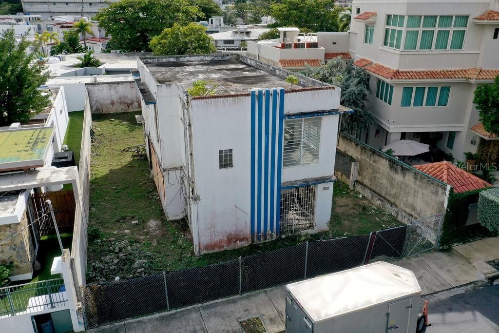 For Sale: $1,600,000 (4,737 sqft)