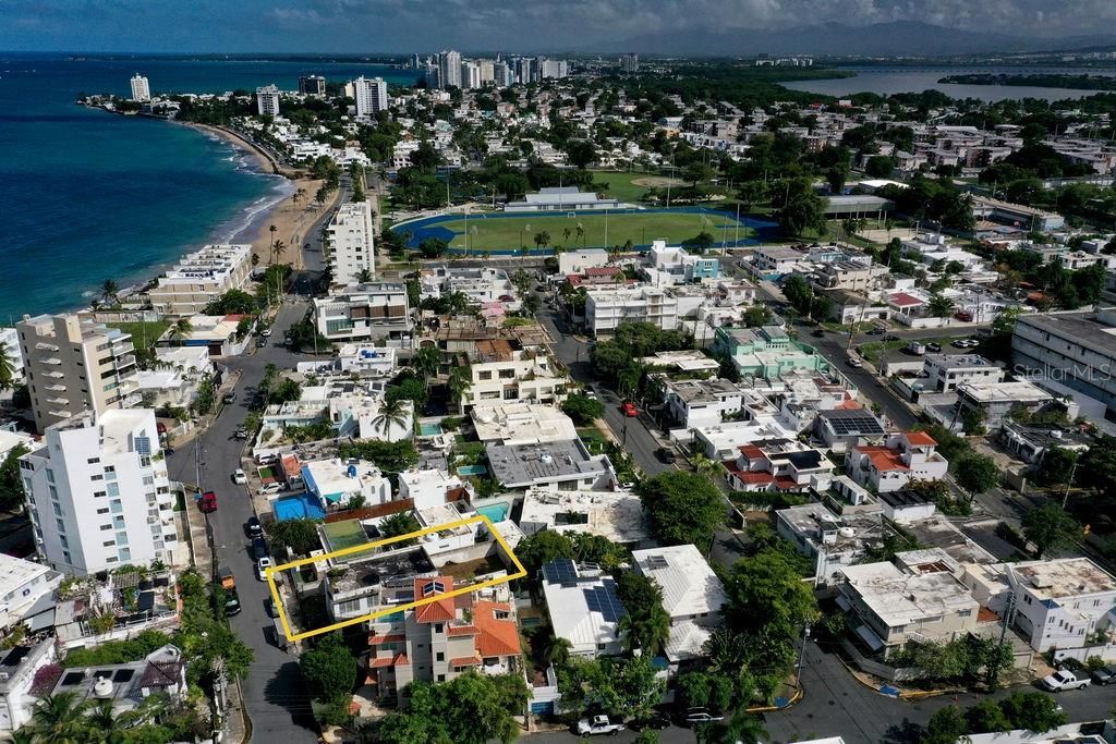For Sale: $1,600,000 (4,737 sqft)