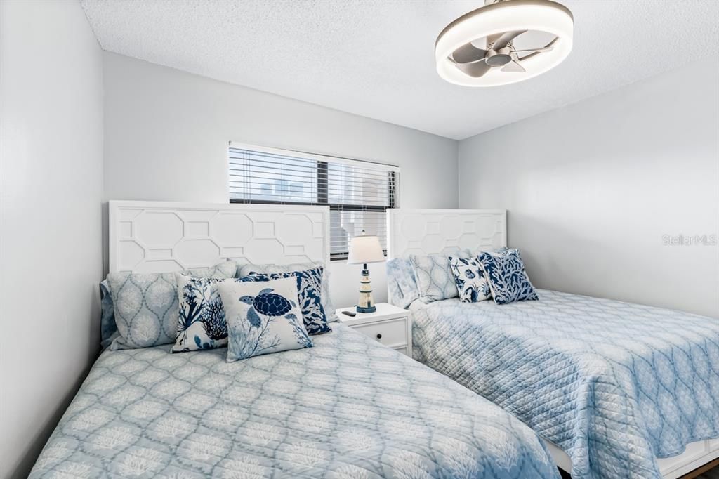 For Rent: $4,000 (2 beds, 2 baths, 1085 Square Feet)