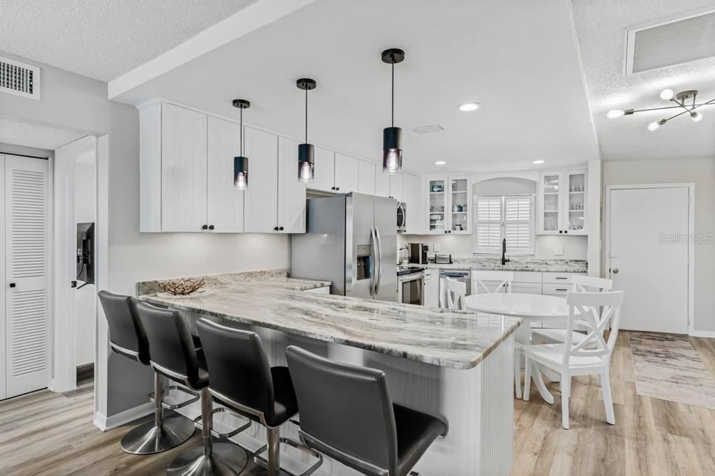 For Rent: $4,000 (2 beds, 2 baths, 1085 Square Feet)