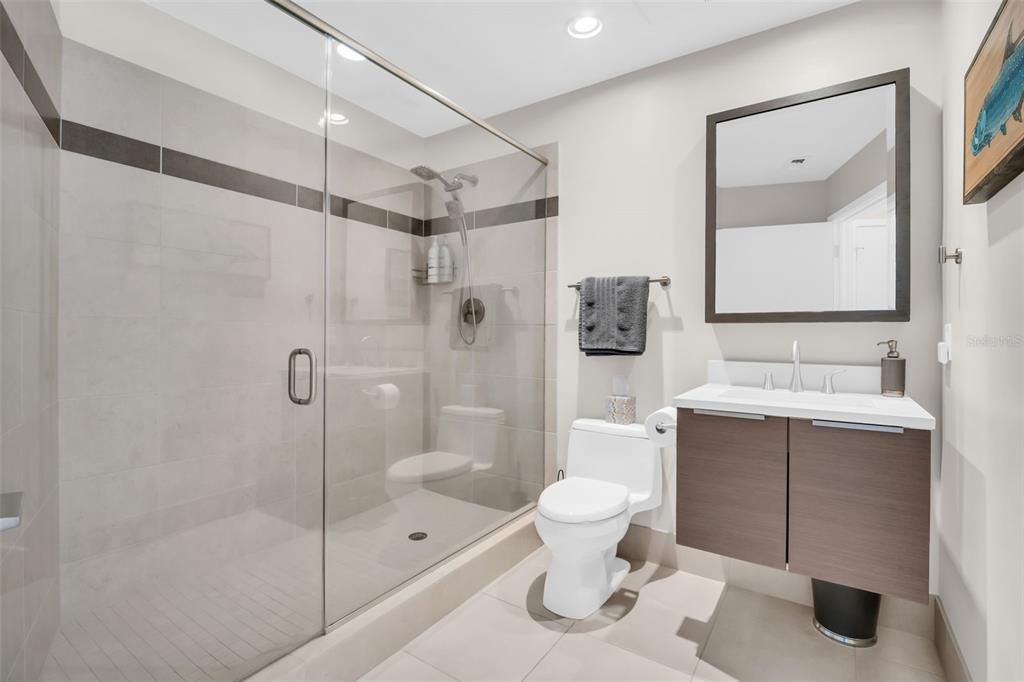 For Sale: $1,150,000 (2 beds, 2 baths, 1465 Square Feet)