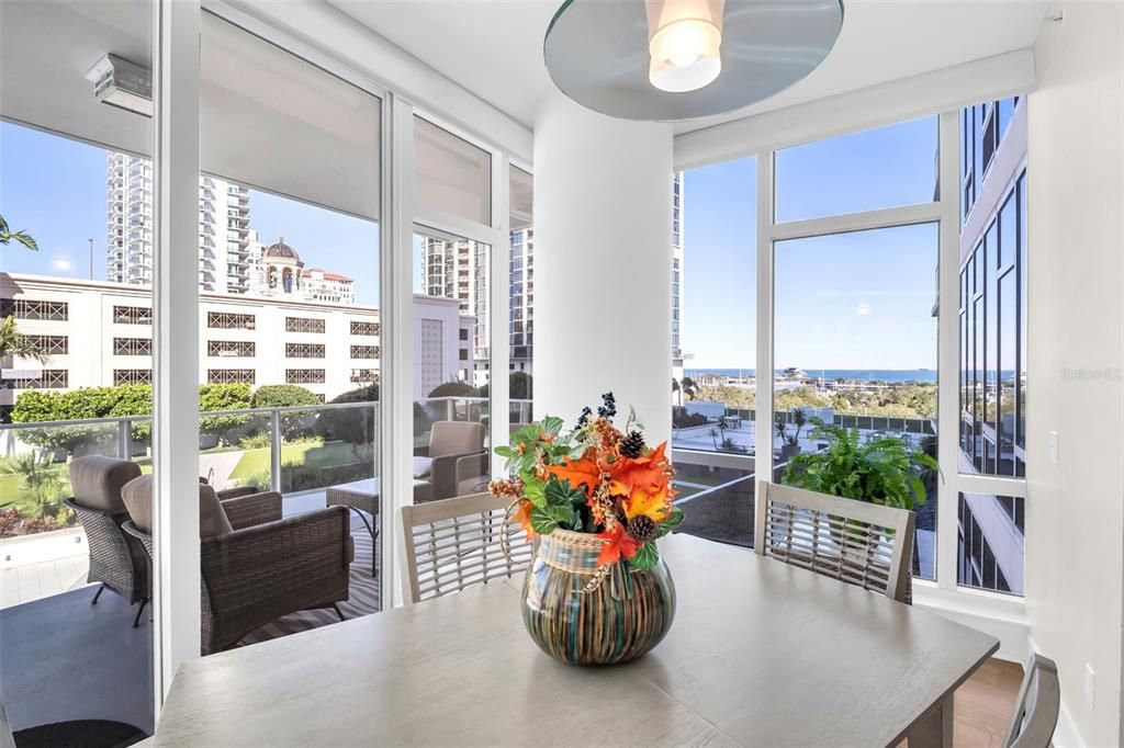 For Sale: $1,150,000 (2 beds, 2 baths, 1465 Square Feet)