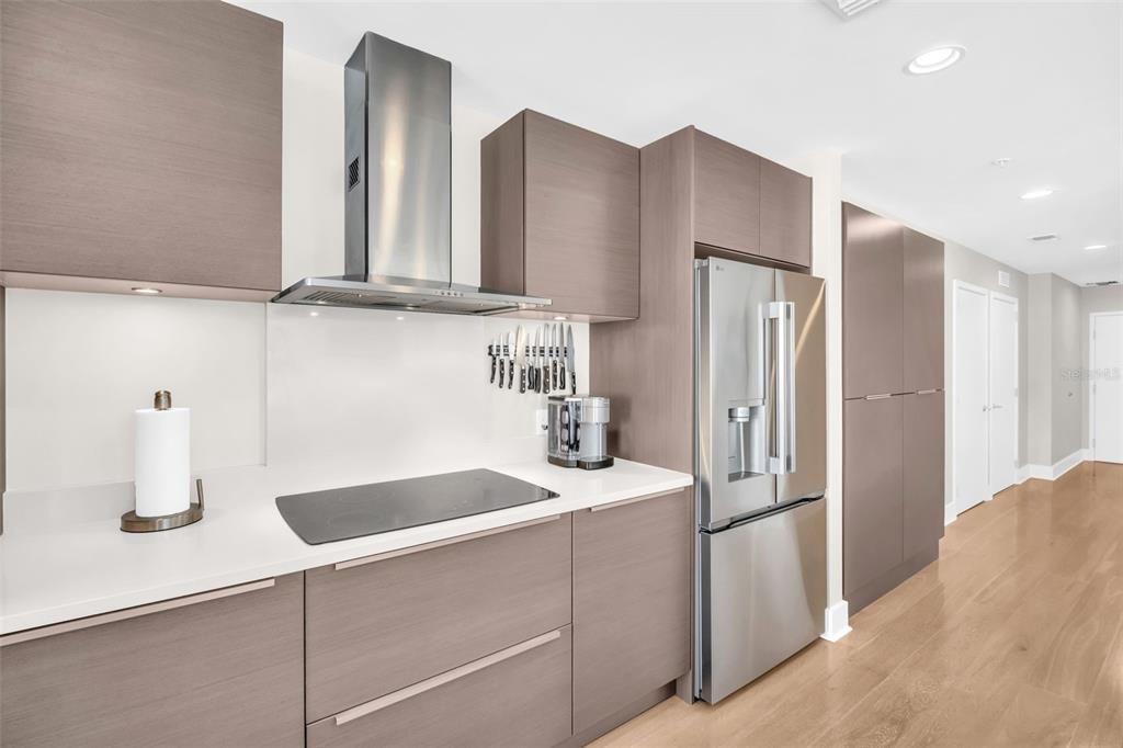 For Sale: $1,150,000 (2 beds, 2 baths, 1465 Square Feet)