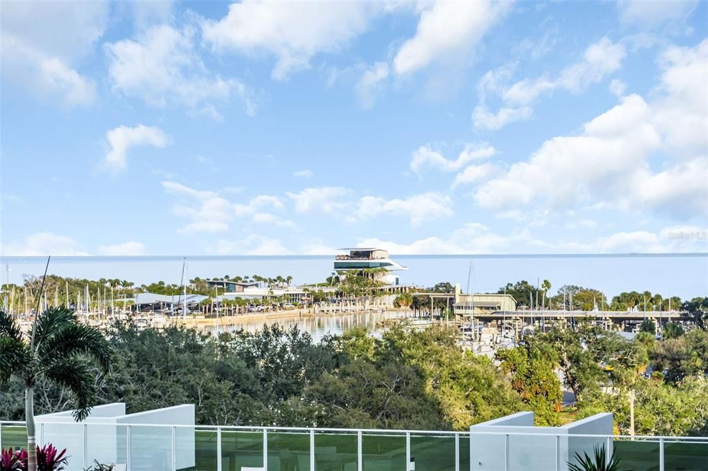 For Sale: $1,150,000 (2 beds, 2 baths, 1465 Square Feet)