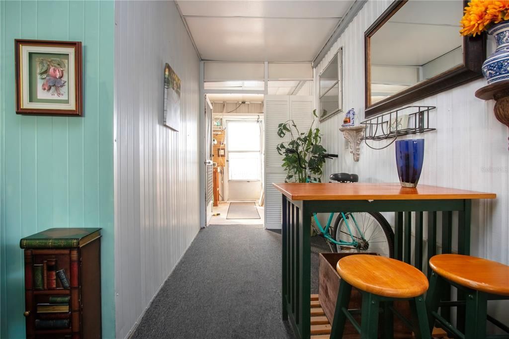 En Venta: $87,000 (2 camas, 2 baños, 720 Pies cuadrados)