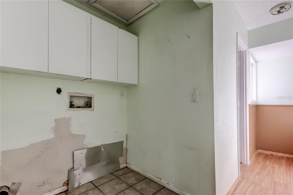 Activo con contrato: $89,900 (3 camas, 2 baños, 1356 Pies cuadrados)