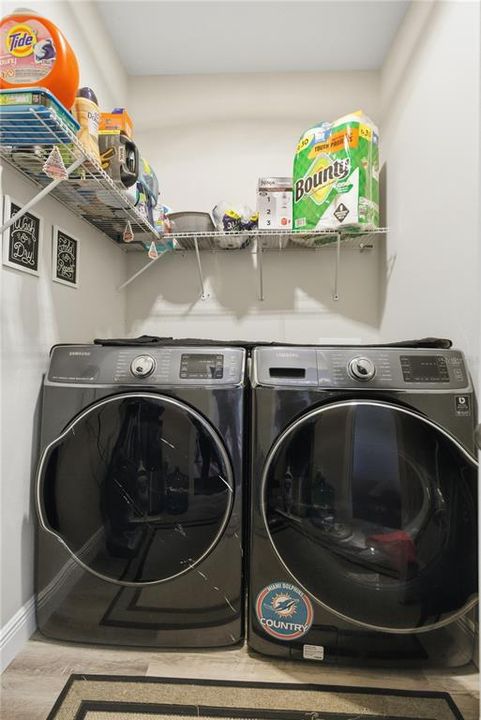 На продажу: $499,800 (4 спален, 2 ванн, 1683 Квадратных фут)