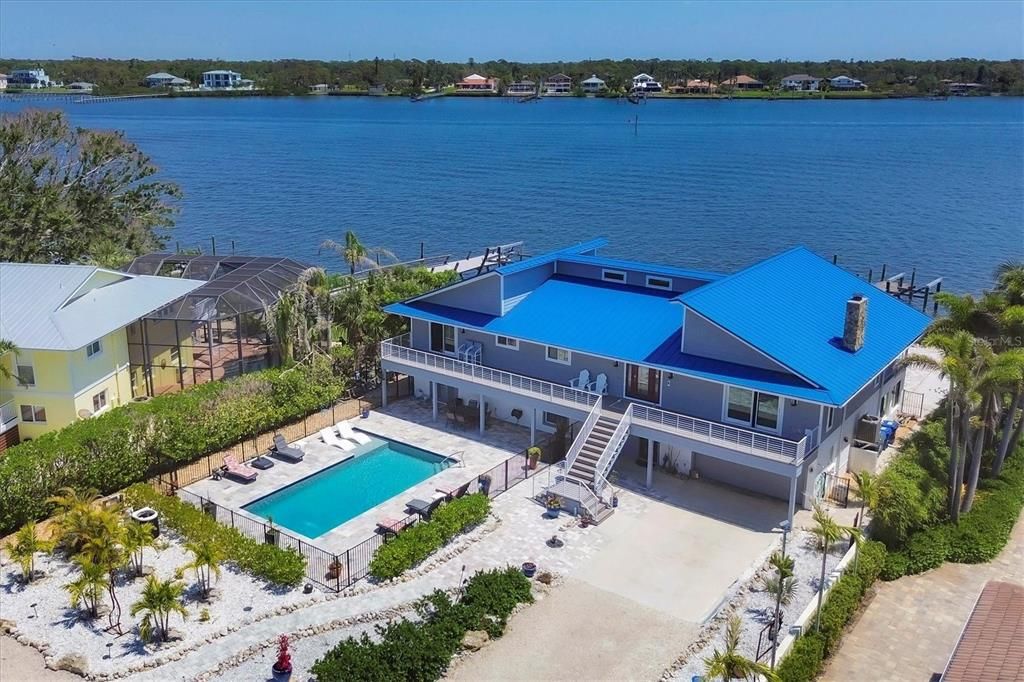 For Sale: $2,420,000 (4 beds, 4 baths, 4071 Square Feet)