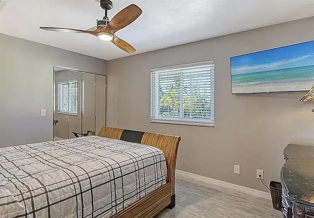 For Sale: $2,420,000 (4 beds, 4 baths, 4071 Square Feet)