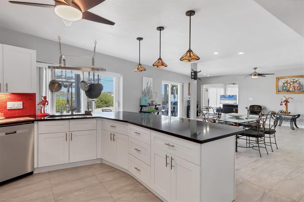 For Sale: $2,420,000 (4 beds, 4 baths, 4071 Square Feet)