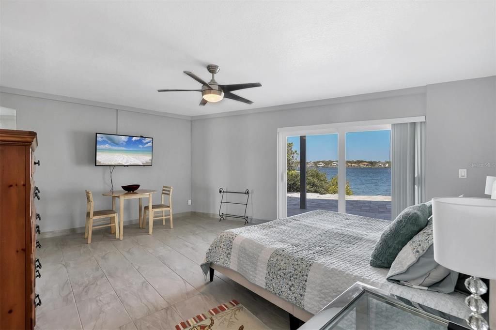 For Sale: $2,420,000 (4 beds, 4 baths, 4071 Square Feet)