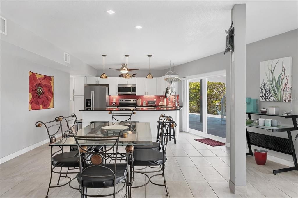 For Sale: $2,420,000 (4 beds, 4 baths, 4071 Square Feet)