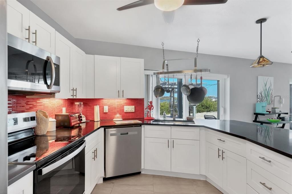 For Sale: $2,420,000 (4 beds, 4 baths, 4071 Square Feet)