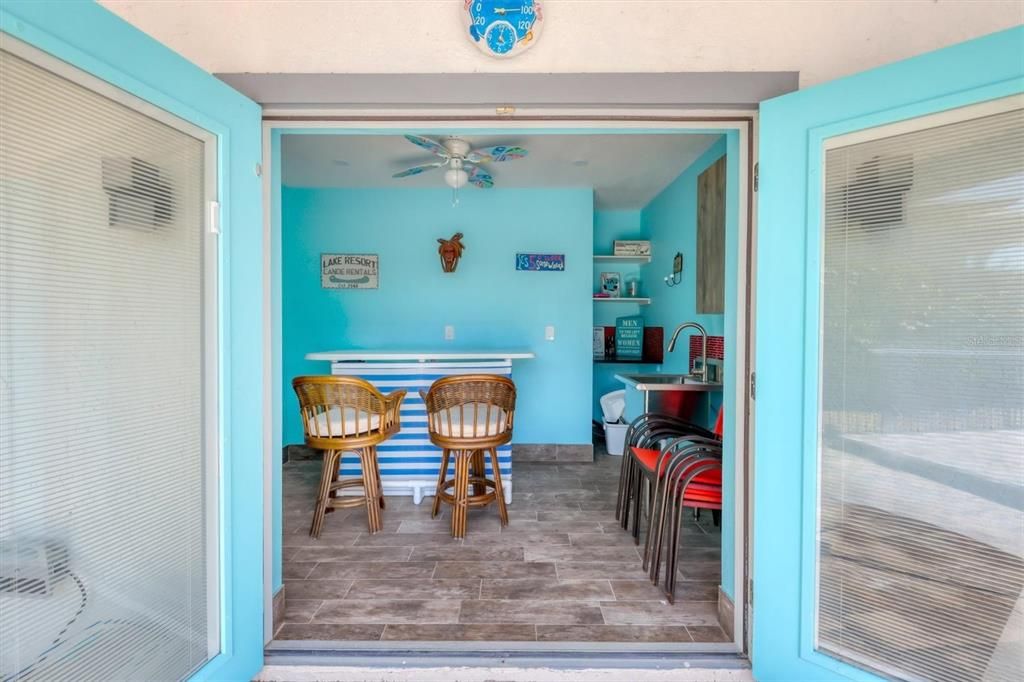 For Sale: $2,420,000 (4 beds, 4 baths, 4071 Square Feet)