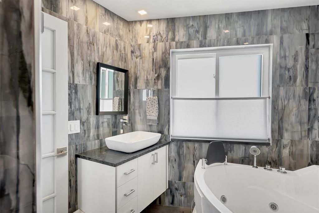 For Sale: $2,420,000 (4 beds, 4 baths, 4071 Square Feet)