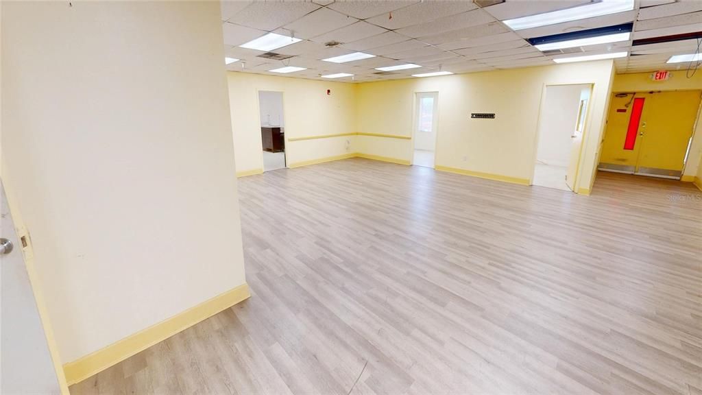 Activo con contrato: $1,150,777 (0 camas, 0 baños, 10090 Pies cuadrados)