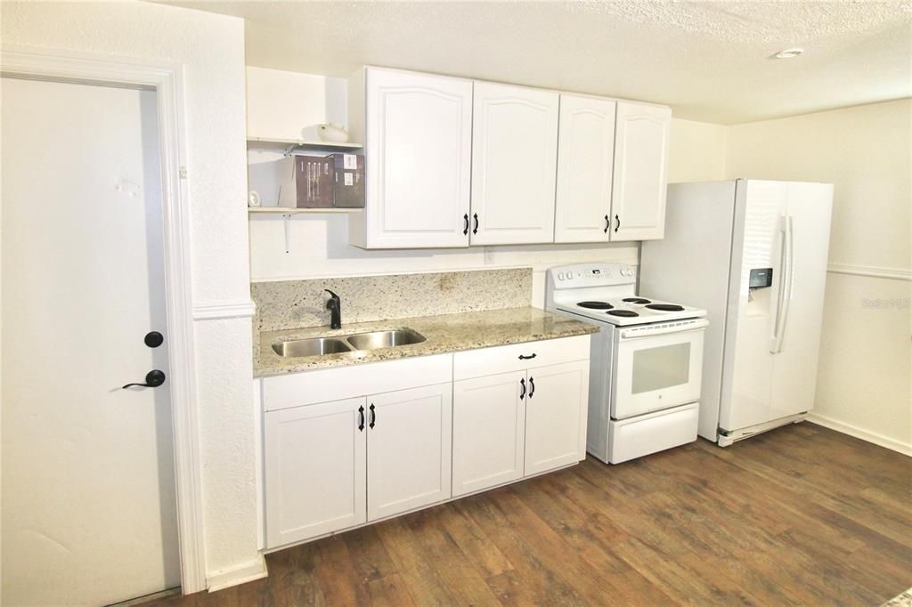 For Sale: $724,900 (5 beds, 0 baths, 3515 Square Feet)