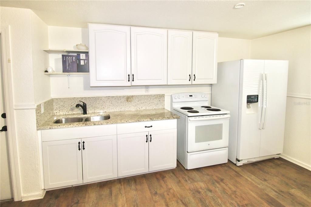 For Sale: $724,900 (5 beds, 0 baths, 3515 Square Feet)