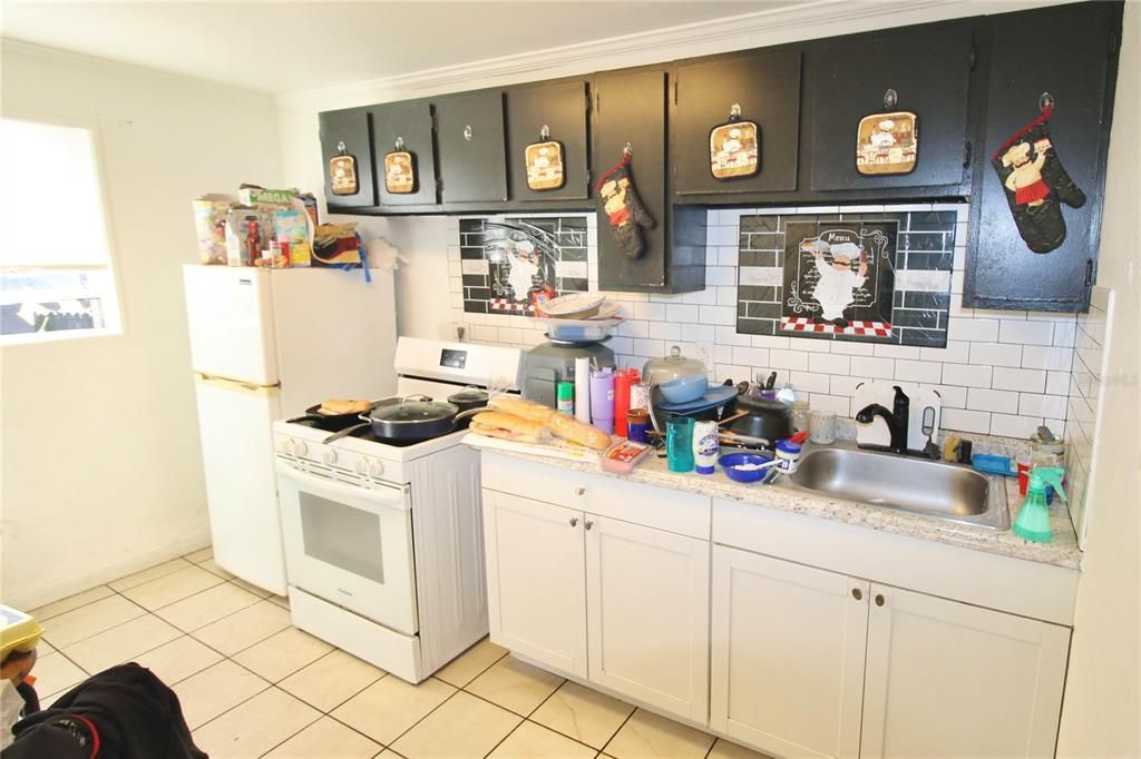 En Venta: $284,900 (5 camas, 0 baños, 1384 Pies cuadrados)