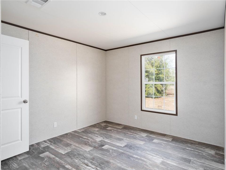 На продажу: $275,000 (5 спален, 3 ванн, 2240 Квадратных фут)