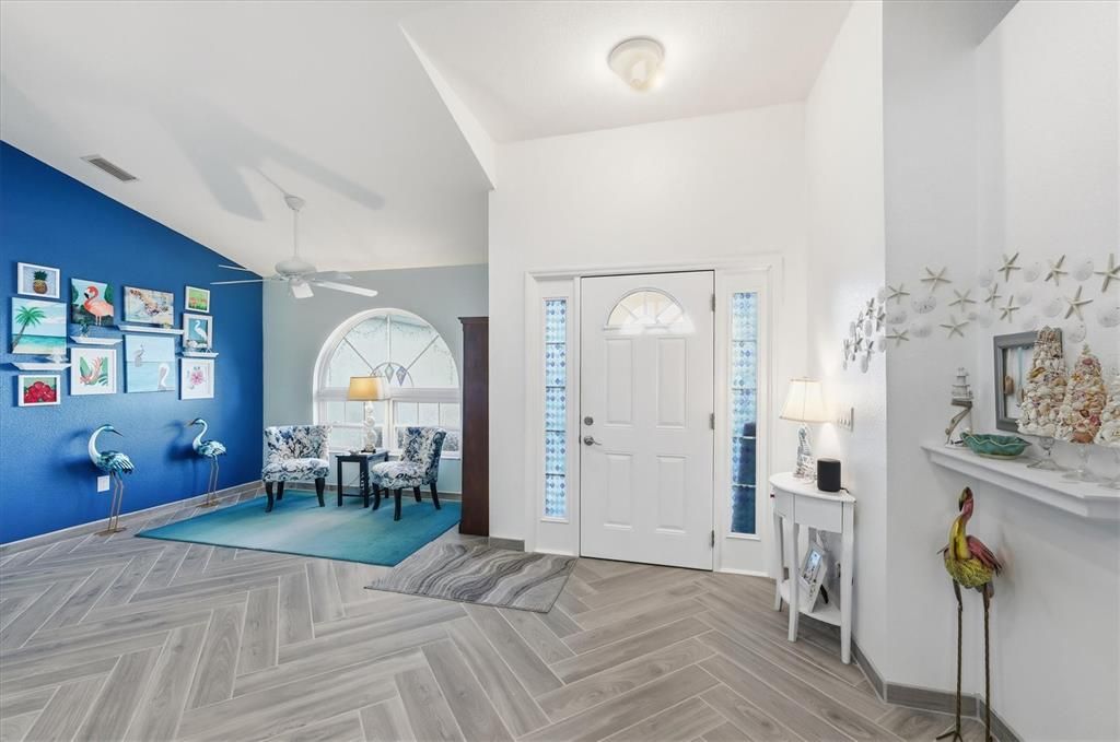 Active With Contract: $399,995 (3 beds, 2 baths, 1824 Square Feet)