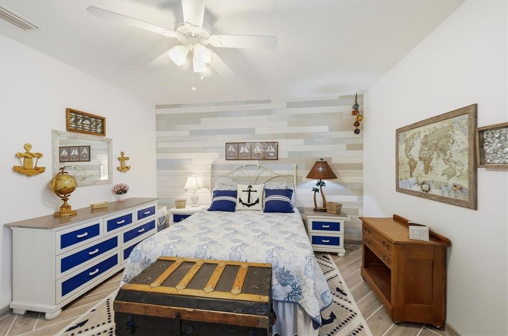 Active With Contract: $399,995 (3 beds, 2 baths, 1824 Square Feet)