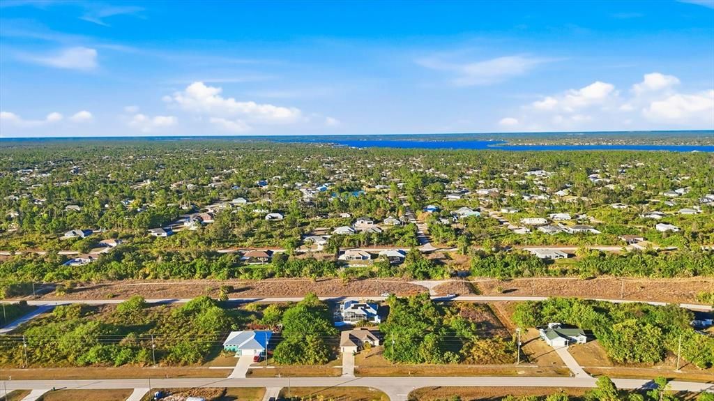 Active With Contract: $399,995 (3 beds, 2 baths, 1824 Square Feet)