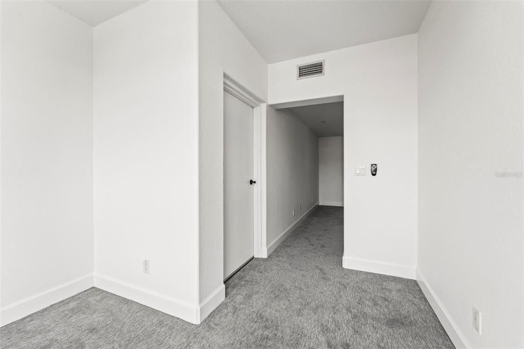 En Venta: $1,350,000 (3 camas, 3 baños, 2510 Pies cuadrados)