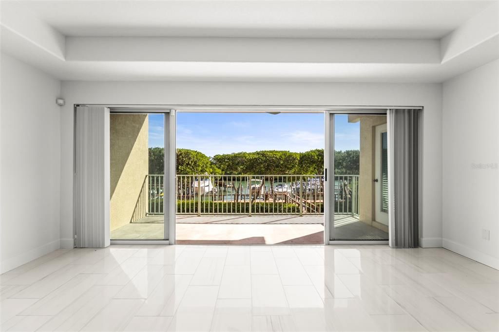 En Venta: $1,350,000 (3 camas, 3 baños, 2510 Pies cuadrados)