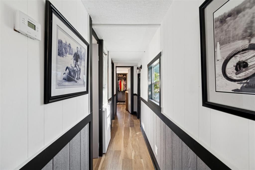 For Sale: $354,000 (2 beds, 2 baths, 672 Square Feet)