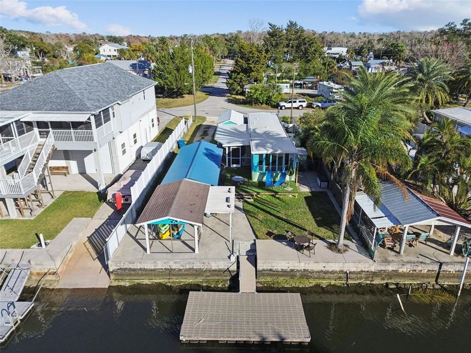 For Sale: $354,000 (2 beds, 2 baths, 672 Square Feet)