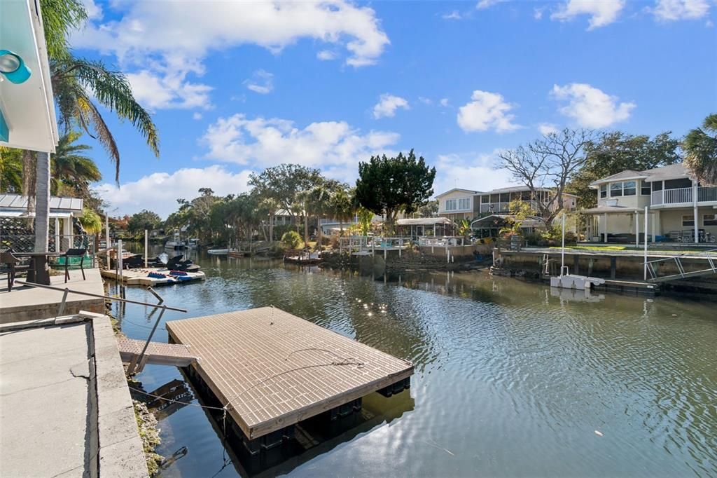 For Sale: $354,000 (2 beds, 2 baths, 672 Square Feet)