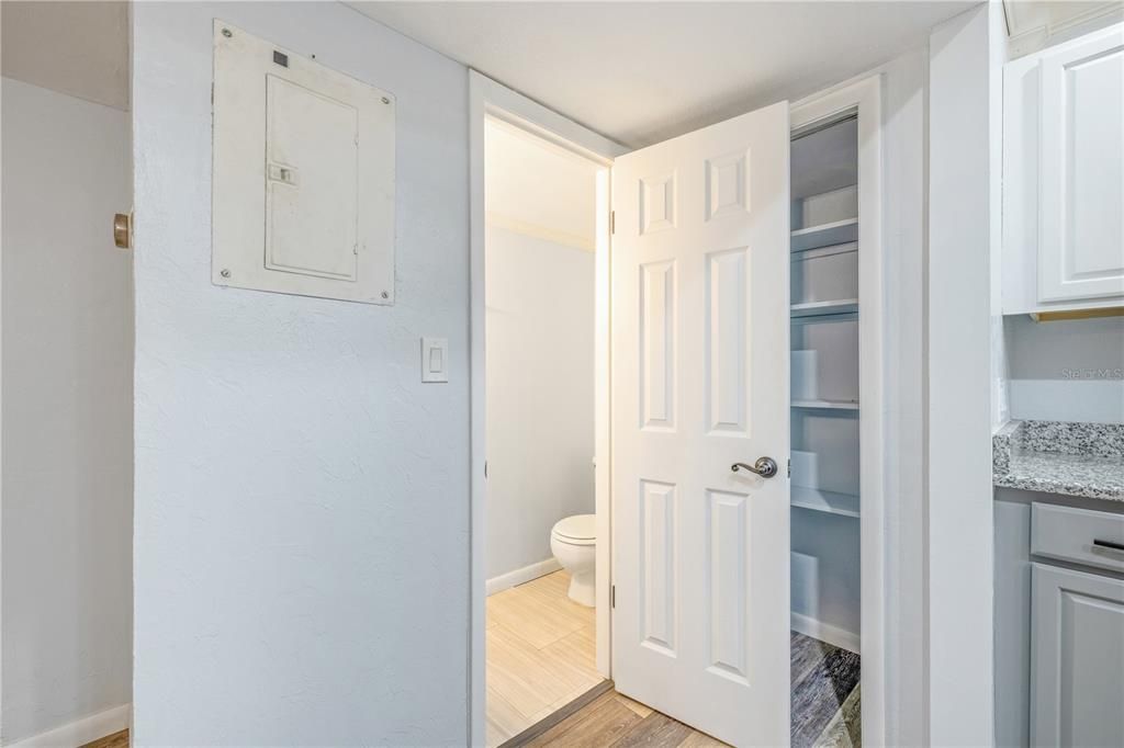 Activo con contrato: $188,900 (3 camas, 1 baños, 1182 Pies cuadrados)