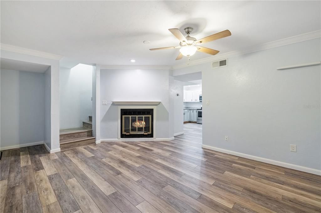 Activo con contrato: $188,900 (3 camas, 1 baños, 1182 Pies cuadrados)