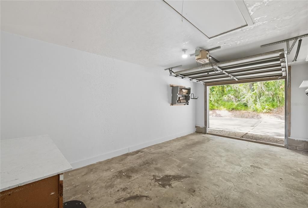 Activo con contrato: $188,900 (3 camas, 1 baños, 1182 Pies cuadrados)