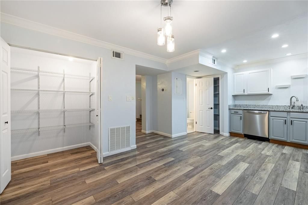 Activo con contrato: $188,900 (3 camas, 1 baños, 1182 Pies cuadrados)