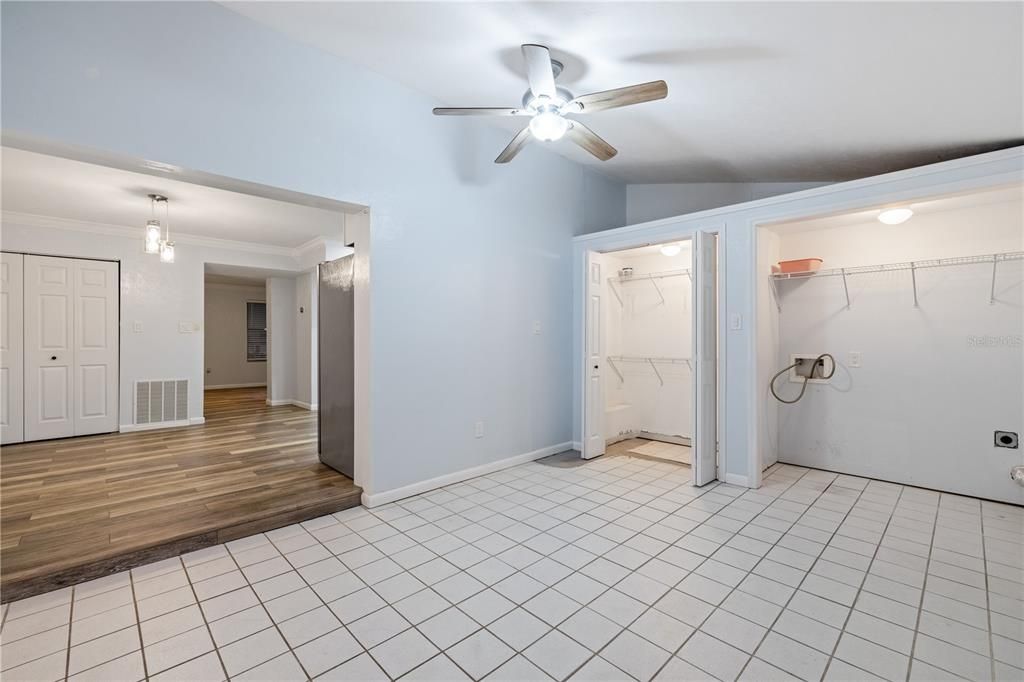 Activo con contrato: $188,900 (3 camas, 1 baños, 1182 Pies cuadrados)