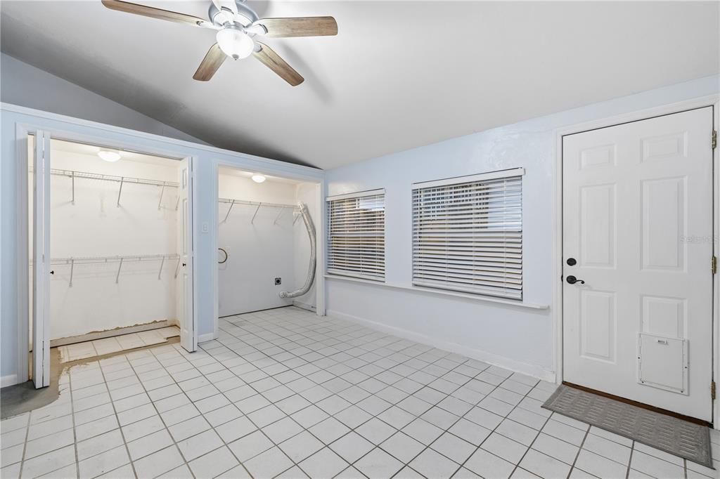 Activo con contrato: $188,900 (3 camas, 1 baños, 1182 Pies cuadrados)