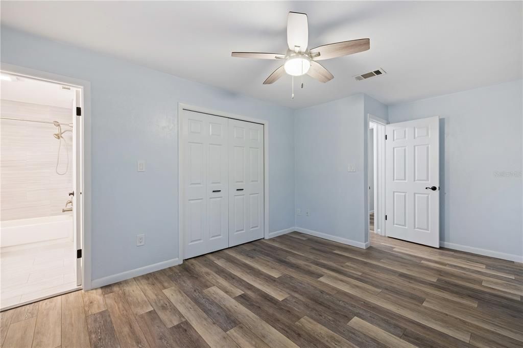 Activo con contrato: $188,900 (3 camas, 1 baños, 1182 Pies cuadrados)