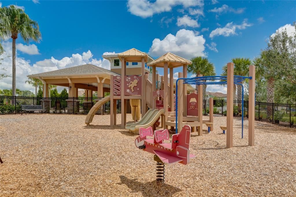 For Sale: $340,000 (3 beds, 2 baths, 1633 Square Feet)