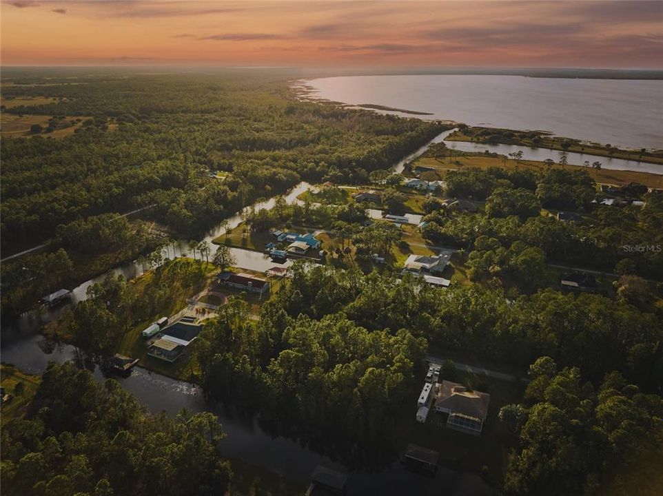 待售: $185,000 (1.00 acres)